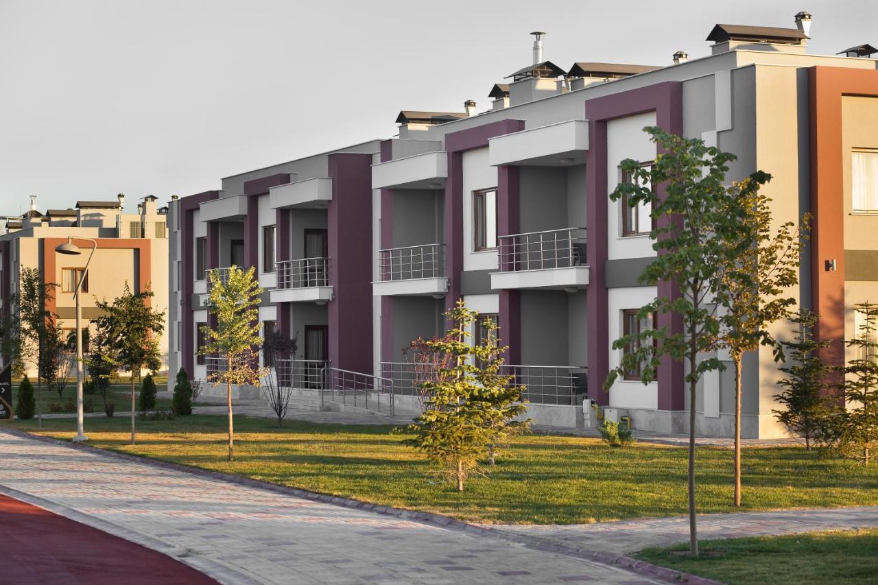 Karatay Termal Tatil Koyu Aparthotel Konya Exterior photo